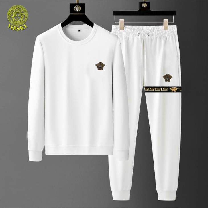 Picture of Versace Sweater Suits _SKUVersaceM-3XL12yn2542740